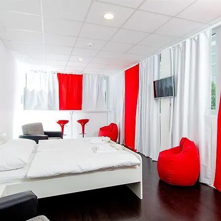 Design 101 Dalmatinac سبليت