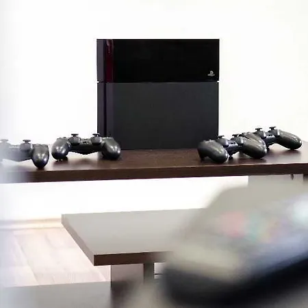 Design 101 Dalmatinac بيت شباب *