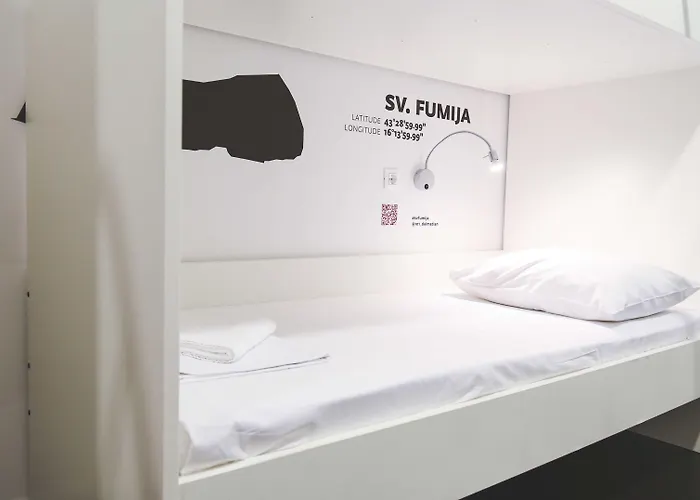 Design 101 Dalmatinac אכסניה